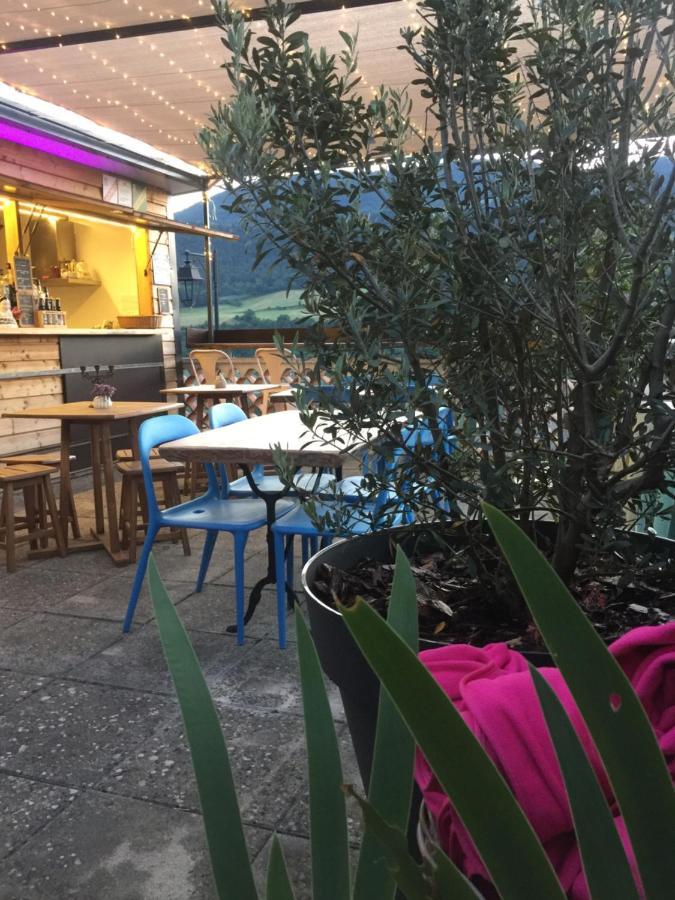 Gite La Cerise Qui Rit La Cresse Εξωτερικό φωτογραφία