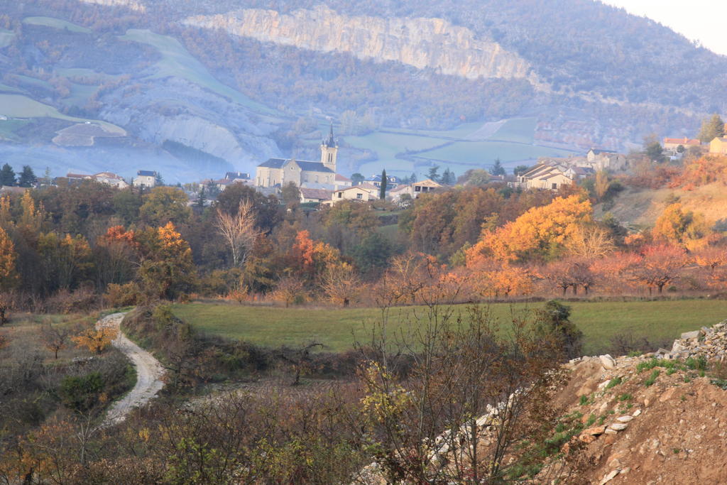 Gite La Cerise Qui Rit La Cresse Δωμάτιο φωτογραφία