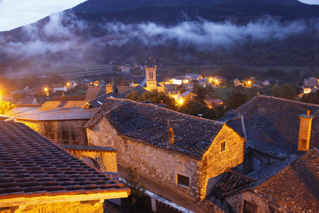 Gite La Cerise Qui Rit La Cresse Δωμάτιο φωτογραφία